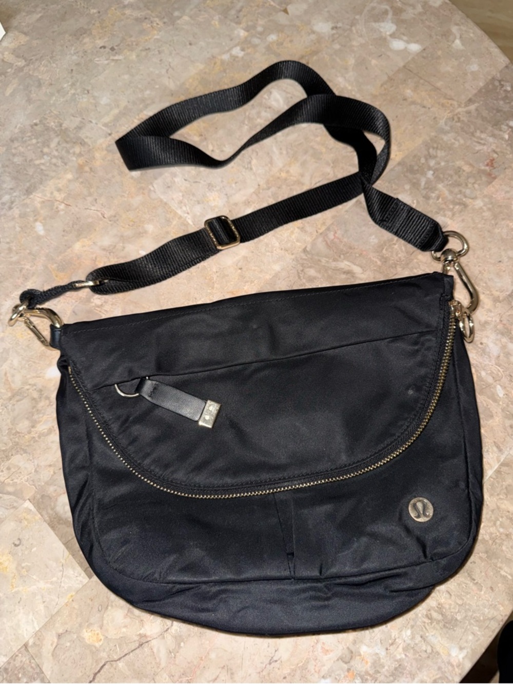 Lululemon crossbody